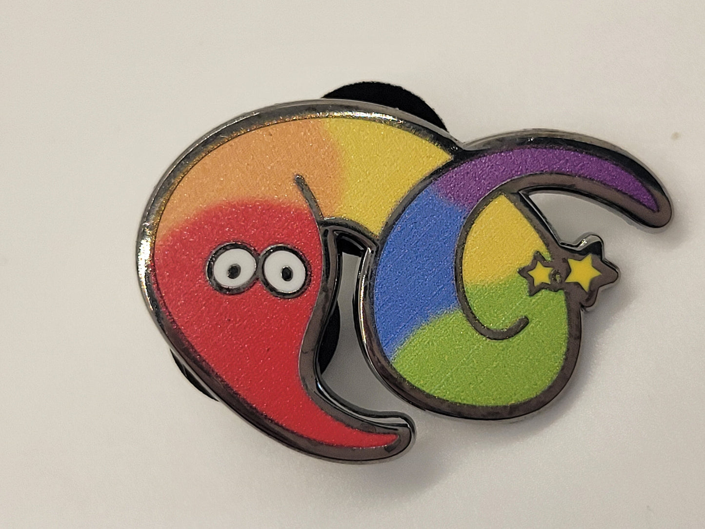 Rainbow Worm on a String Enamel Pin | Iconic Fuzzy Magic Worm Wiggle Worm with Gradient Rainbow Colors