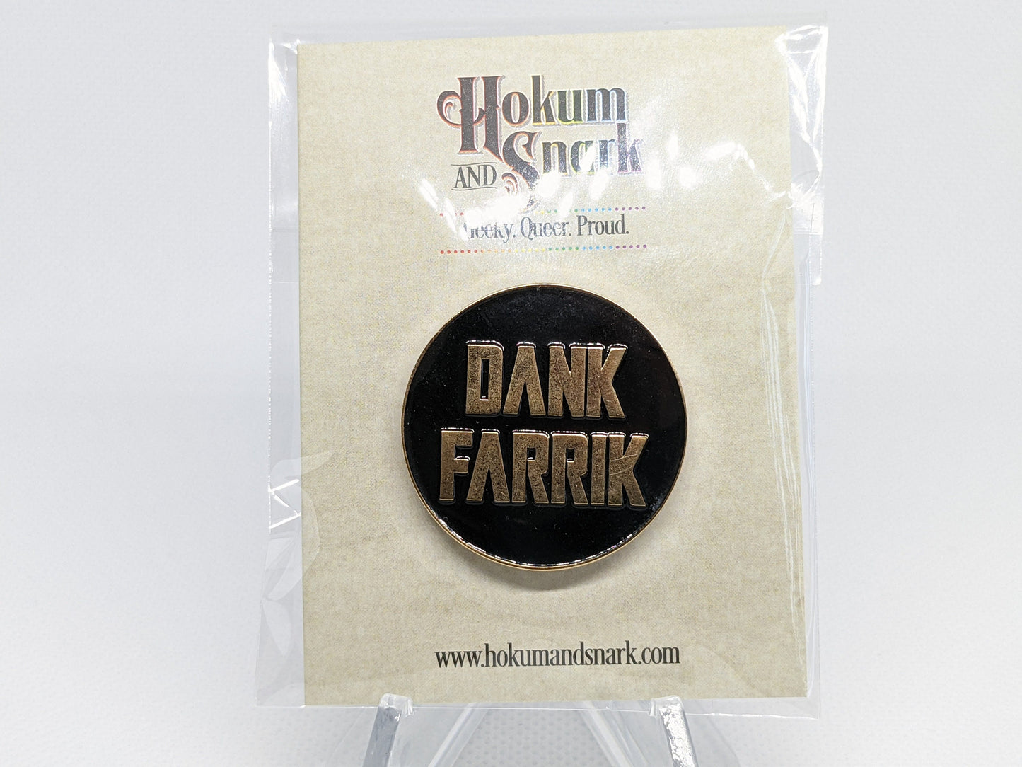 Dank Farrik Star Wars The Mandalorian Fan Swear Word Enamel Pin Black and Gold