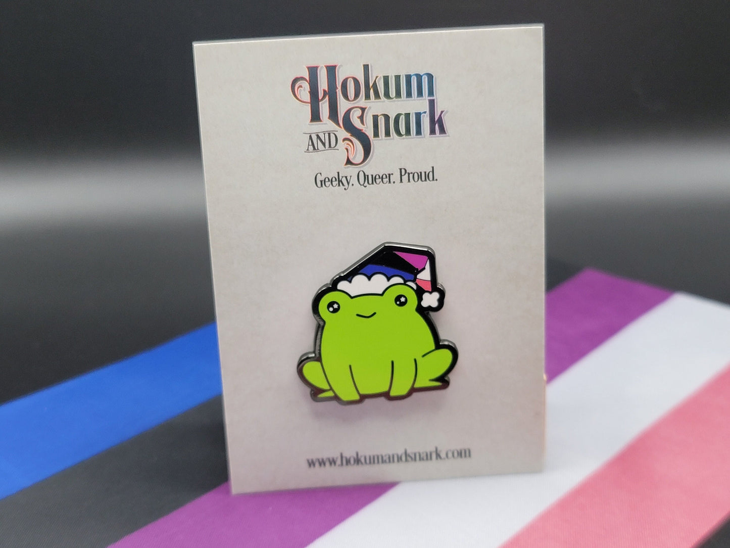 Genderfluid Pride Frog Pin Cute Gay Frog Enamel Pin in Beanie or Santa Hat with Gender Fluid LGBT+ Flag for Gay Christmas