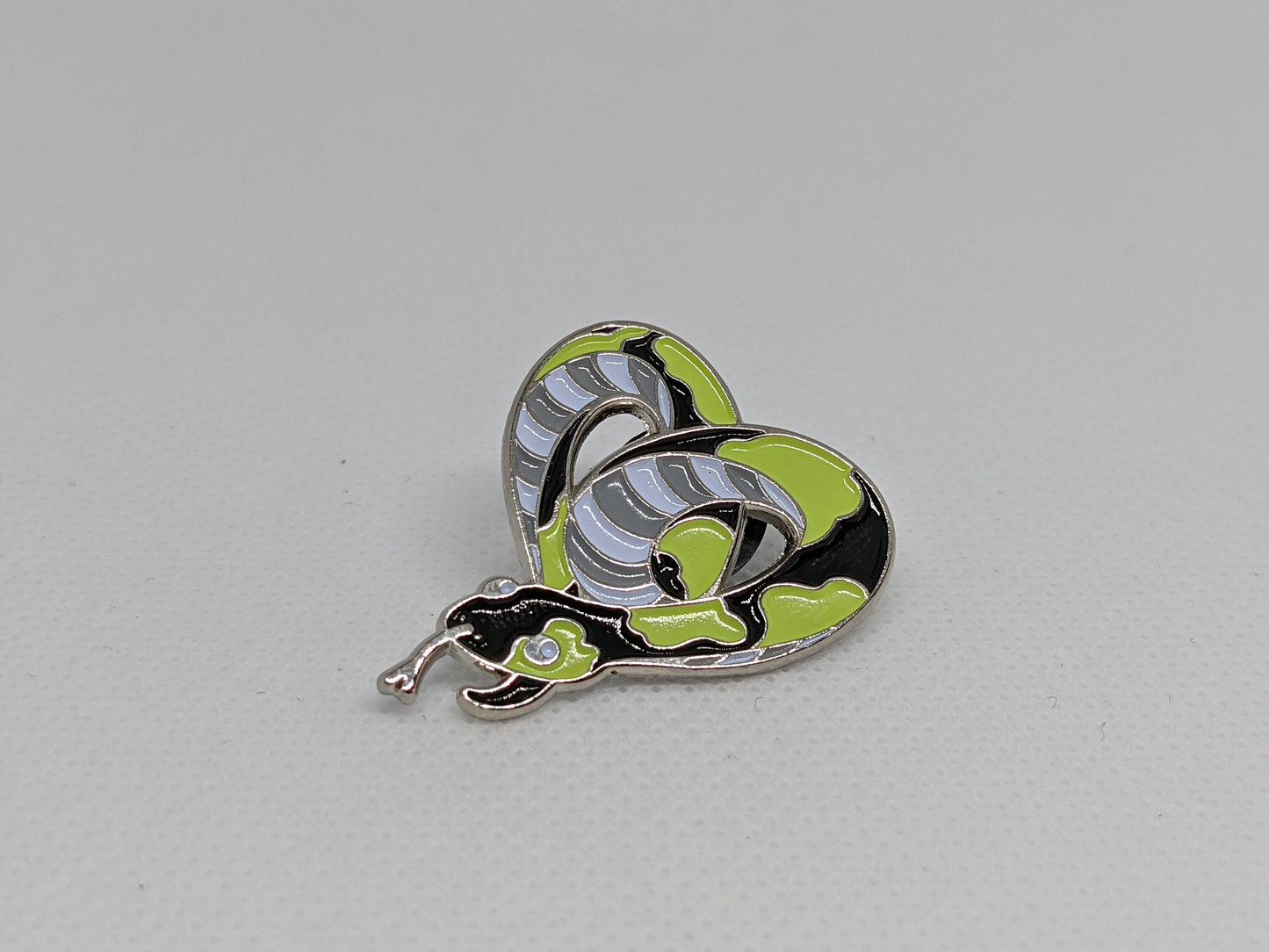 Subtle Agender Pride Noodle Heart-Shaped Snake Enamel Pin | Agender Pride Pin in LGBTQ+ Flag Colors