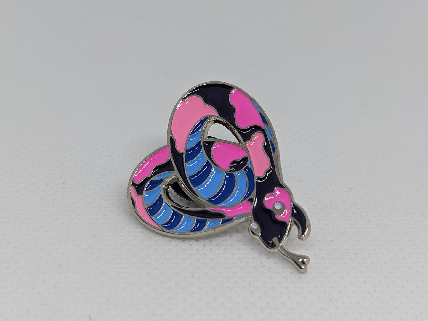 Omnisexual Pride Noodle Heart-Shaped Snake Enamel Pin in Omni Pride LGBTQ+ Flag Colors | Subtle Pride Pin