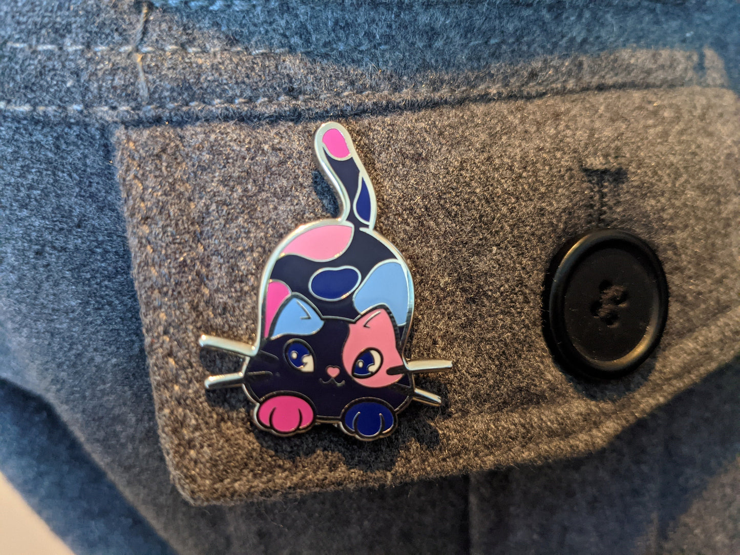 Omnisexual Purride Chibi Cat Hard Enamel Pin in Omnisexual Pride Flag Colors | LGBTQ+ Subtle Pride Jewelry