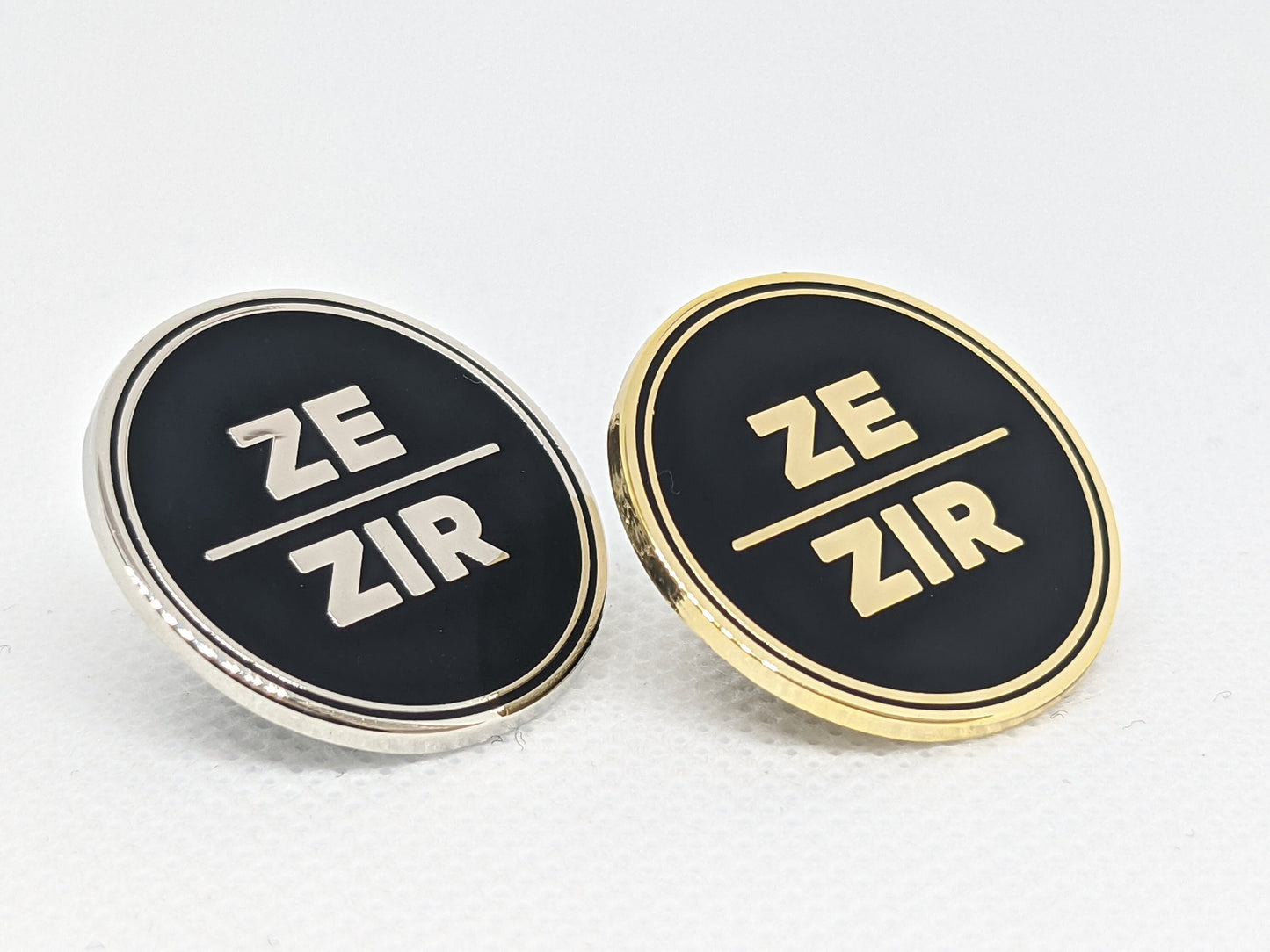 Ze Zir Pronoun Pin Silver or Gold 1-inch Round Hard Enamel | Nonbinary Genderfluid Genderqueer Pronoun Badge Neopronoun